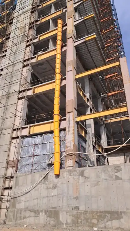 نصب شوتینگ نخاله بر روی اسکلت فلزی نصب شوت نخاله بر روی اسکلت فلزی با جوش دادن براکت فلزی به اسکلت